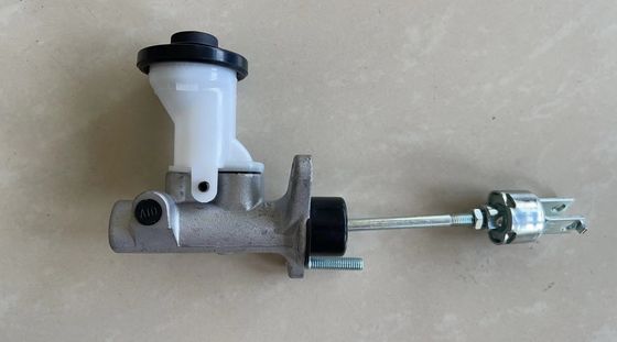 For Land Cruiser FZJ71 FZJ74 FZJ79 OEM Clutch Master Cylinder 31410-60620	FITS Toyota Cylinder ASSY Clutch Master 31410-60620 Cylinder Assy Clutch Master Toyota 31410-60620