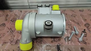 11518635090 বৈদ্যুতিক জলের পাম্প BMW 35i 535i 640i 740i X3 X4 X5 X6 ফিট করে